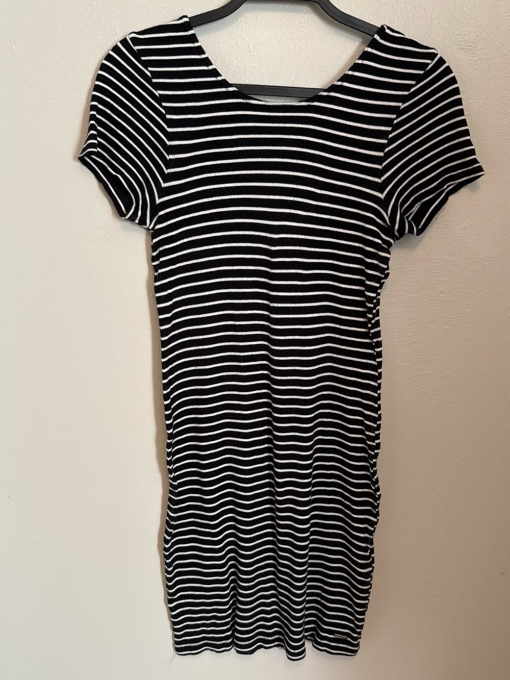 Volcom Black & White Striped Women’s Short Sleeve Tee Shirt Dress